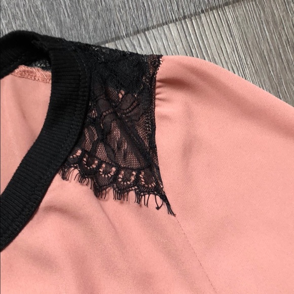 Bobeau long sleeved blouse Size Small - Picture 3 of 7